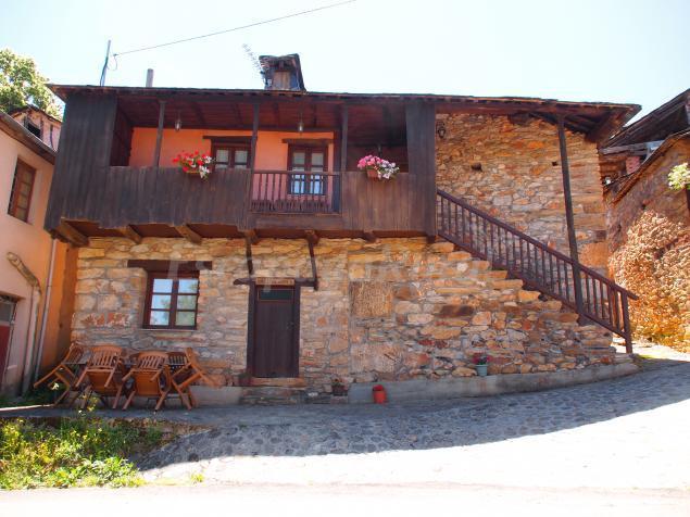 Hotel Rural El Lagar De Las Medulas Orellán Eksteriør bilde